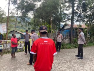 Respon Cepat Polres Tolikara Mediasi Pembukaan Palang Jalan