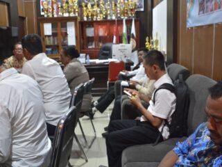 Polda Papua Laksanakan Pengawasan dan Evaluasi Pengelolaan Dana BOS di Sekolah Wilayah Papua Selatan