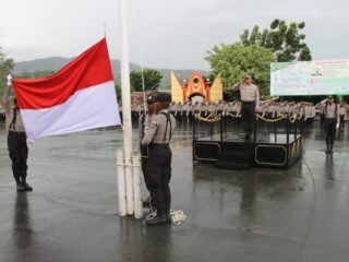 Kakorsis SPN Polda Papua Tanamkan Disiplin, Nasionalisme, dan Kepemimpinan Siswa Pada Upacara Pola Pengasuhan