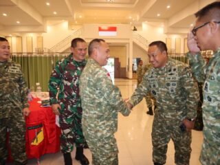 Dandim 1310 Bitung memaparkan Program Indonesia Asri dan Kesiapan MA Yon TP Makawidey Pada Rapim Tingkat Kodam XIII/Merdeka