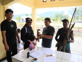 Polda Papua Barat Gelar Ops Pekat, Amankan Berbagai Senjata Tajam Saat Ramadhan