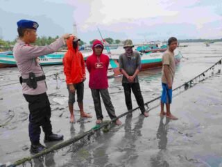 Sat Polairud Polres Sarmi Imbau Masyarakat Pesisir, Nelayan dan Angkutan Perairan Waspada Gelombang Tinggi