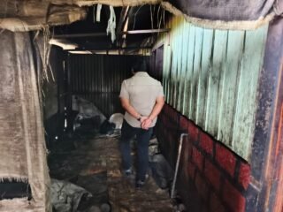 Sat Resnarkoba Polres Jayawijaya Amankan Lokasi Produksi Miras Lokal di Wamena