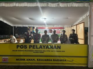 Personel Polres Sarmi Laksanakan Pengamanan di Pos Operasi Ketupat Cartenz 2026