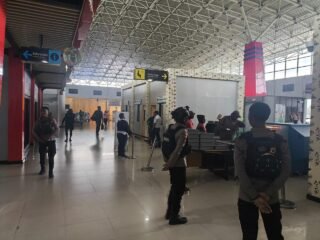 Pengamanan Arus Mudik Lebaran 1447 H di Bandara Wamena Berlangsung Aman dan Lancar