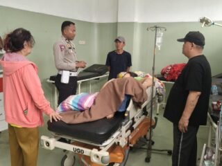 Respon Cepat Polsek Wamena Kota, Tangani Laka Lantas Dijalan Hom - Hom